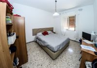 camera-essenziale-matrimoniale